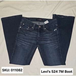 Women's Levi's 524 Too Super Low Boot Cut Size 7M EUC